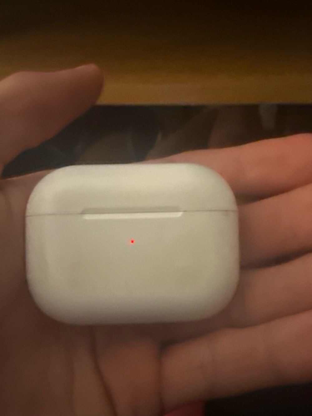 White Wireless Earbud Charging Case Airpods in included Airpod Pro’s